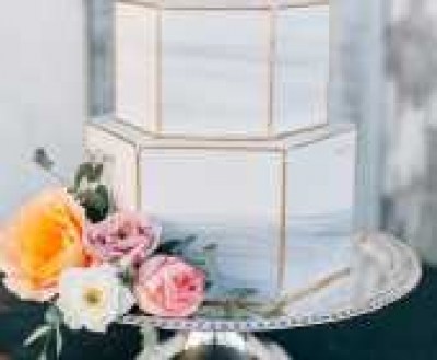 Vigyázz: a 2018-as esküvőitorta-divattól kedved támadhat férjhez menni